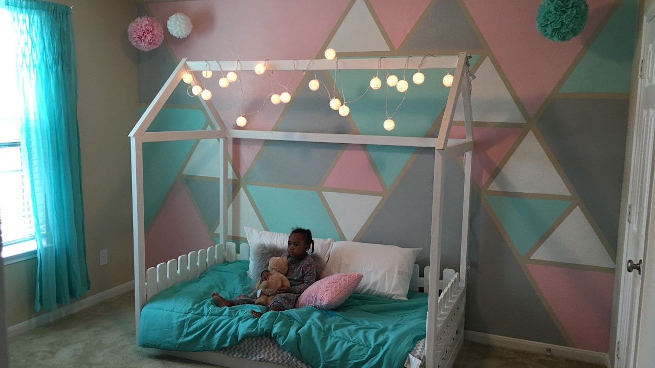 DIY Kids Bed Frame
 DiY Twin size toddler house bed