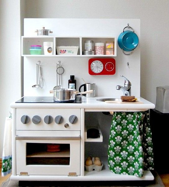 DIY Kids Kitchen Sets
 DIY Holiday Gift Ideas 5 Cool Kids DIY Kitchen Sets