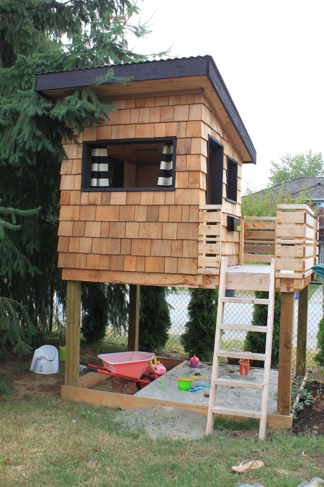 DIY Kids Outdoor Playhouse
 dirt digging sisters diy modern playhouse