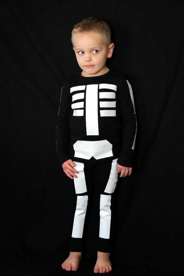 DIY Kids Skeleton Costume
 Last Minute DIY Halloween Costumes on a Bud