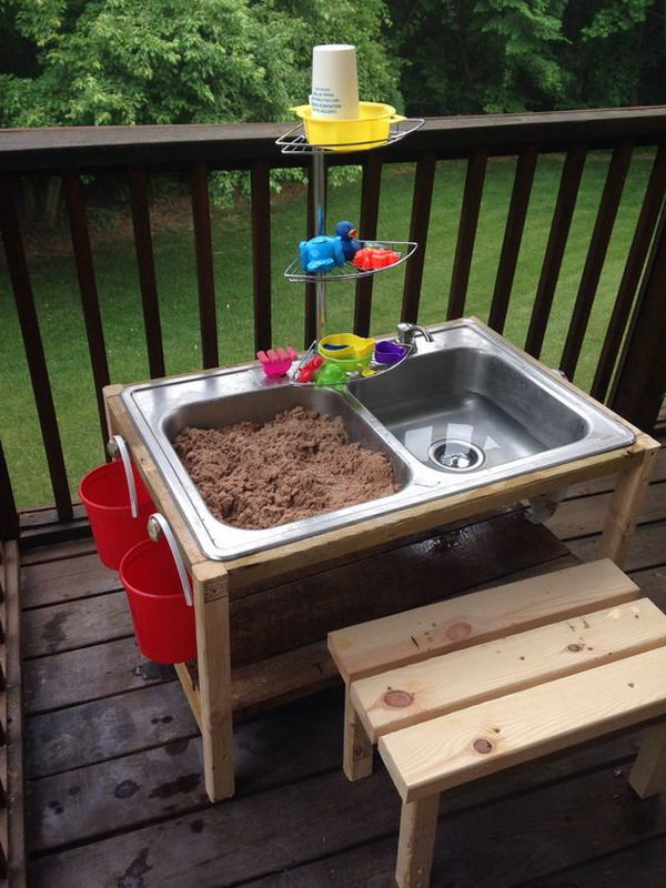 DIY Kids Water Table
 Fun and Easy DIY Outdoor Play Areas For Kids Hative