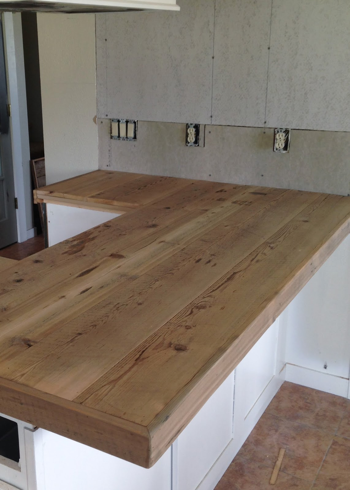 DIY Kitchen Countertops Wood
 DIY Reclaimed Wood Countertop