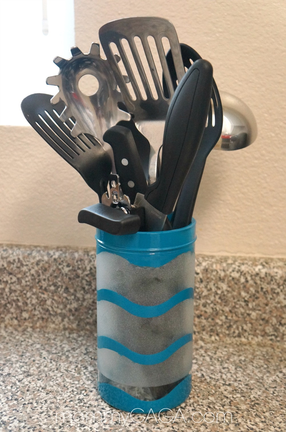 DIY Kitchen Utensil Organizer
 5 Awesome DIY Utensil Holders