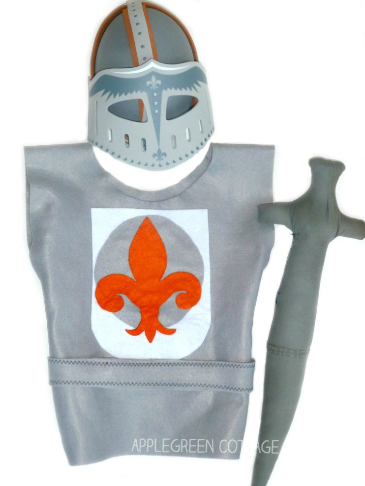 DIY Knight Costume
 Easy DIY Knight Costume No Sew Tutorial AppleGreen Cottage