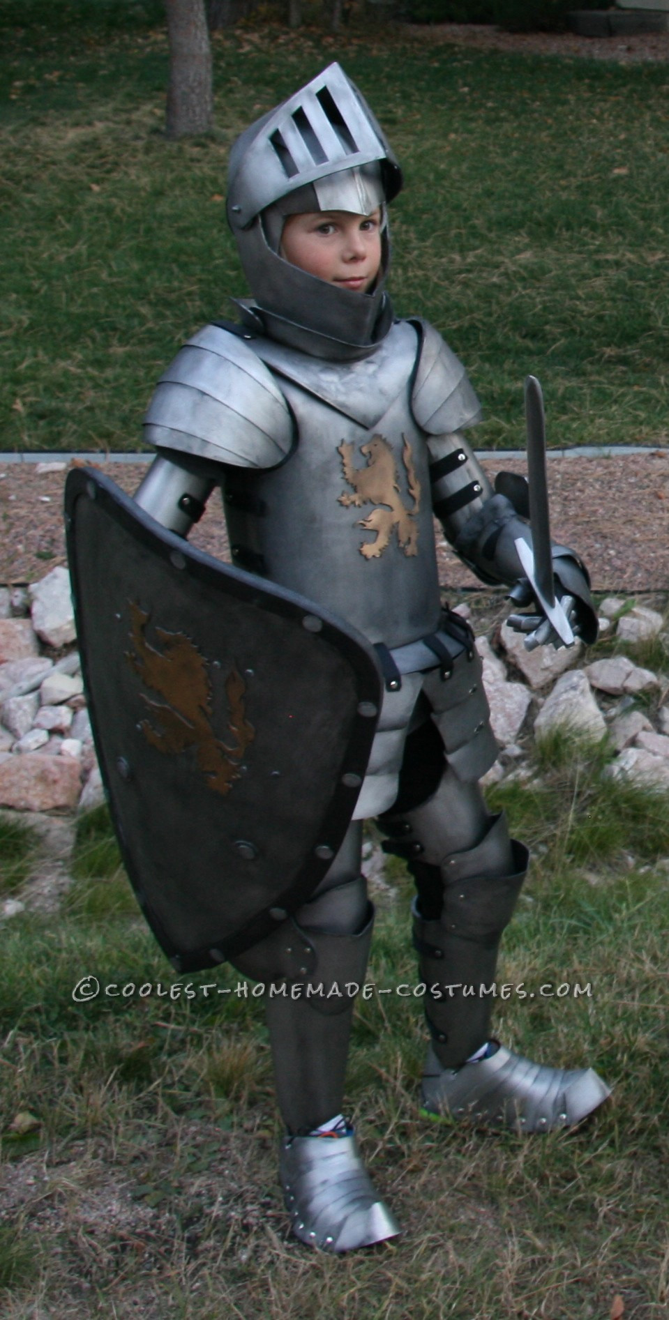 DIY Knight Costume
 Coolest Kid s Me val Knight DIY Halloween Costume