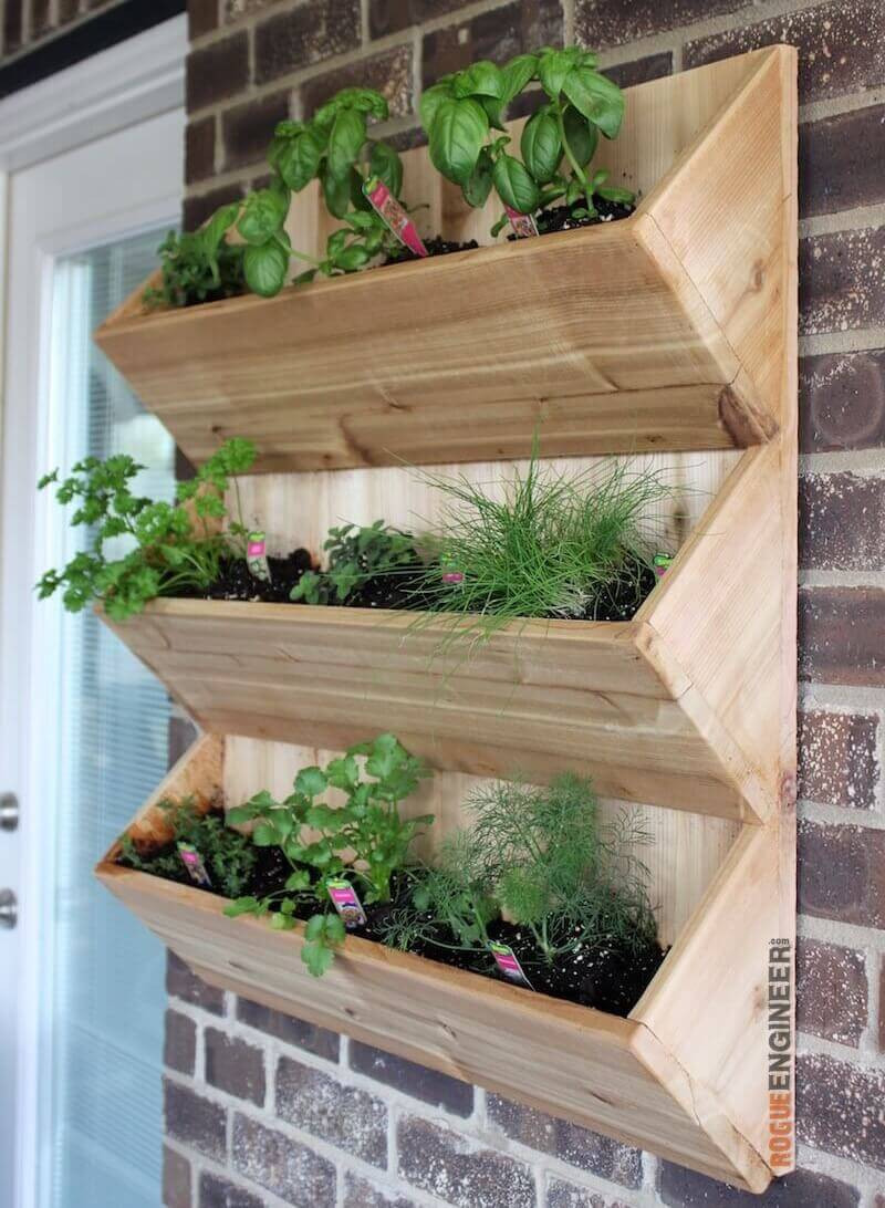 DIY Large Planter Boxes
 20 DIY Wooden Planter Boxes for Your Yard or Patio