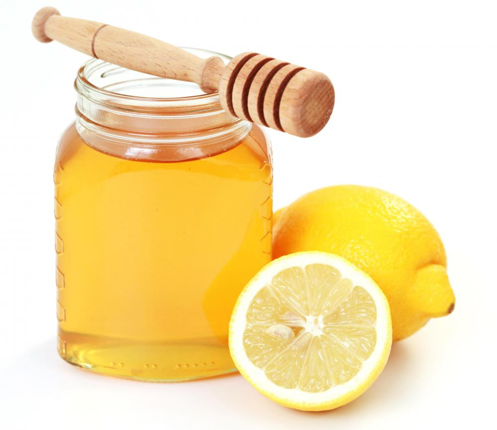 DIY Lemon Face Mask
 Homemade Honey and Lemon Face Mask