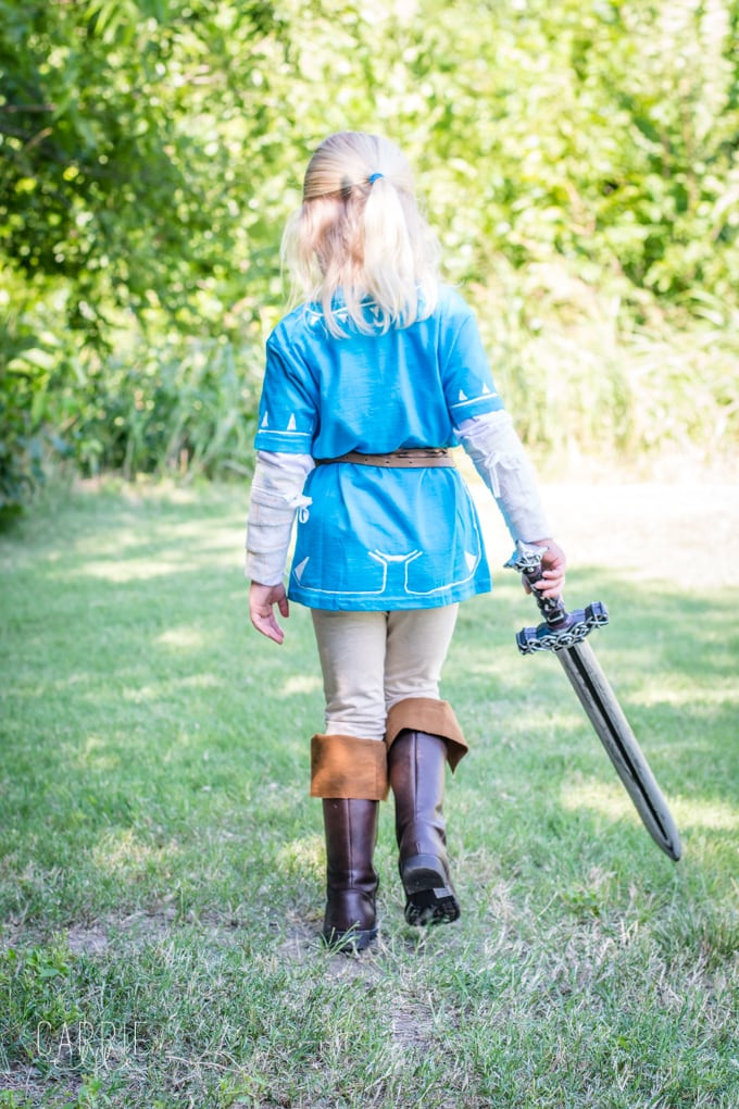 DIY Link Costume
 DIY Link Costume Breath of the Wild Carrie Elle