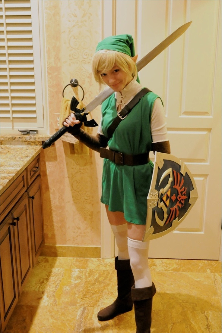 DIY Link Costume
 Best 25 Link costume ideas on Pinterest