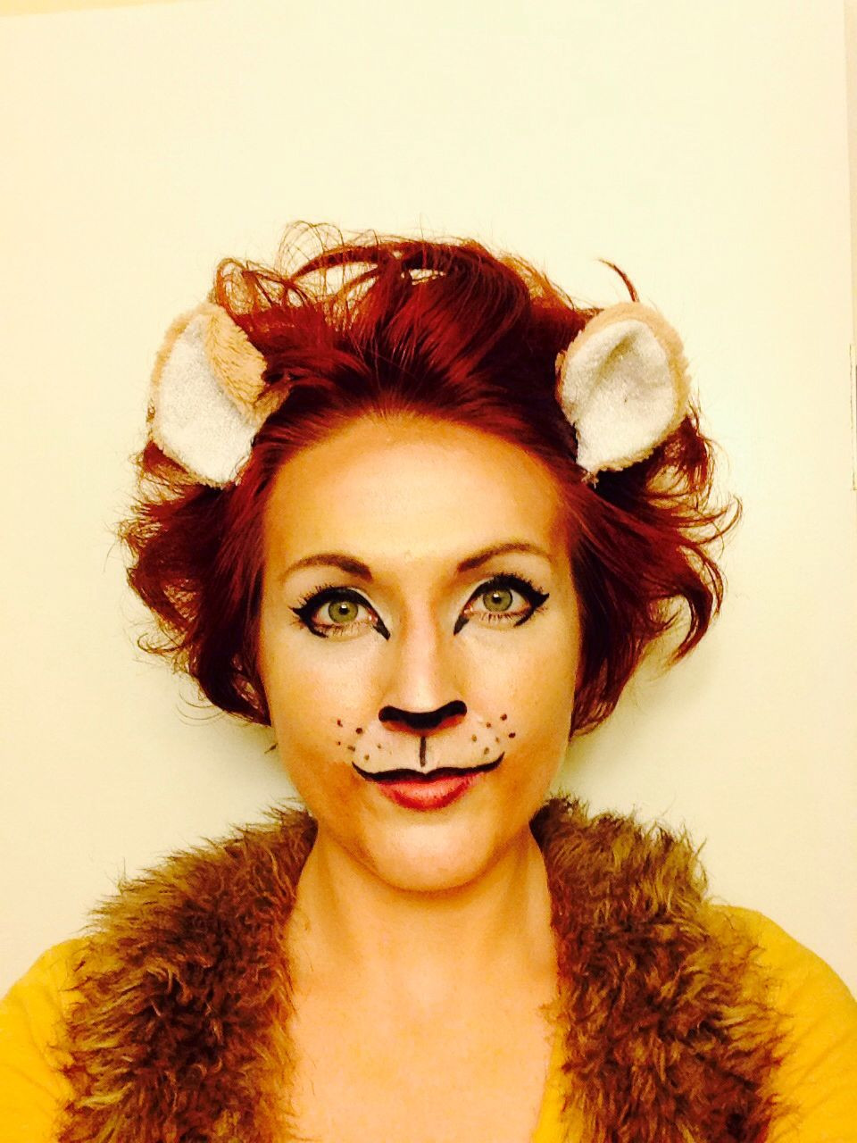 DIY Lion Costume For Adults
 Lion makeup Halloween Beauty Pinterest