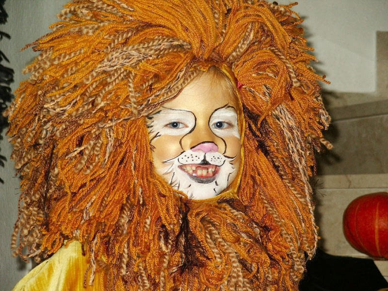 DIY Lion Costume For Adults
 1000 images about simba costume on Pinterest