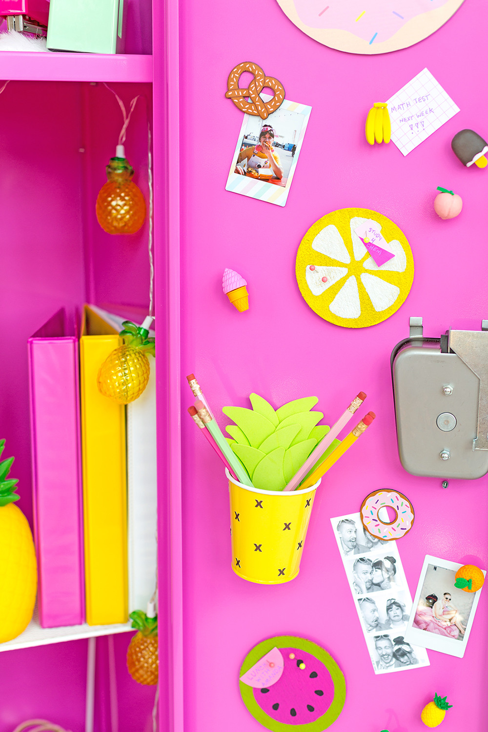 DIY Locker Decoration Ideas
 Colorful DIY Locker Decoration Ideas