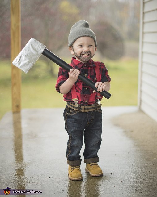 DIY Lumberjack Costume
 10 Creative Do It Yourself Costumes For Boys Saving and