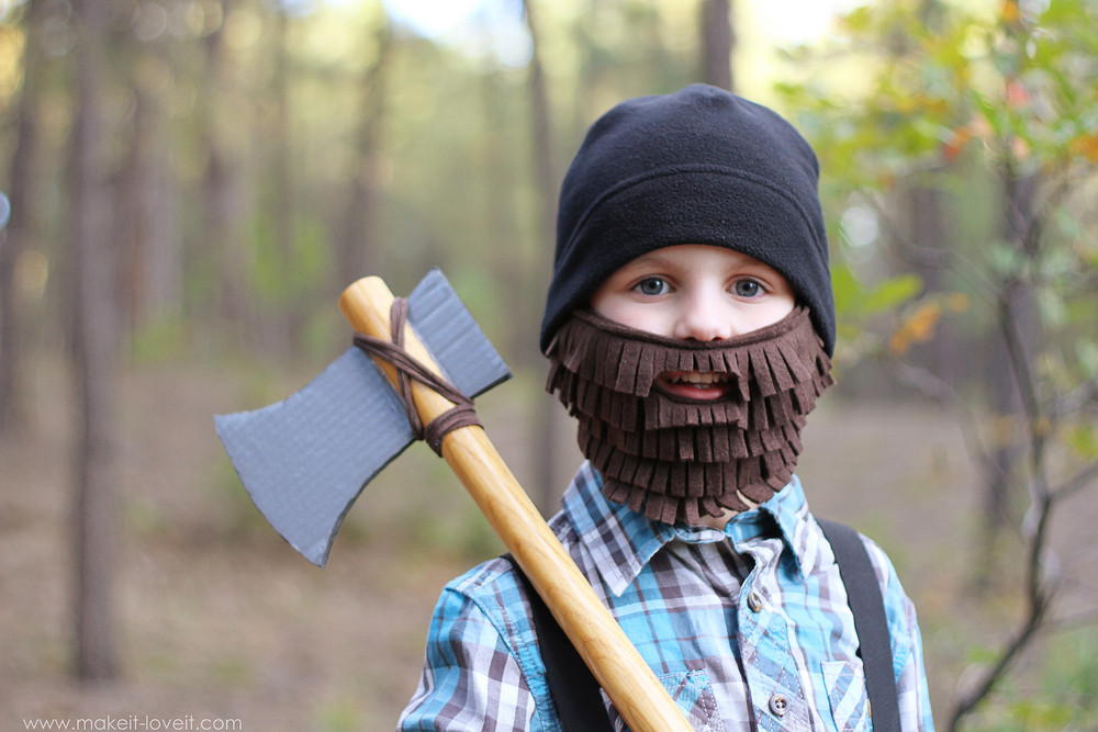 DIY Lumberjack Costume
 25 DIY Halloween Costumes For Little Boys