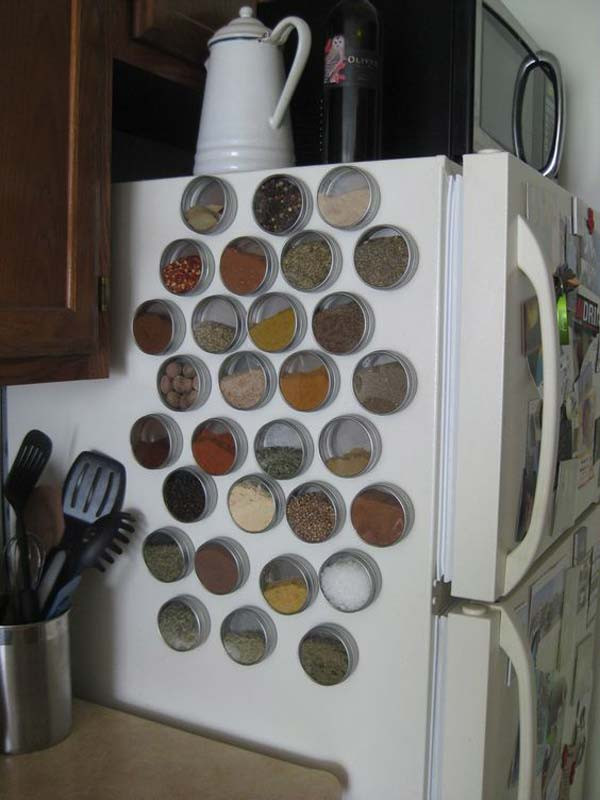 DIY Magnetic Spice Rack
 15 DIY Magnet Projects Will Make Your Life Much Fun and