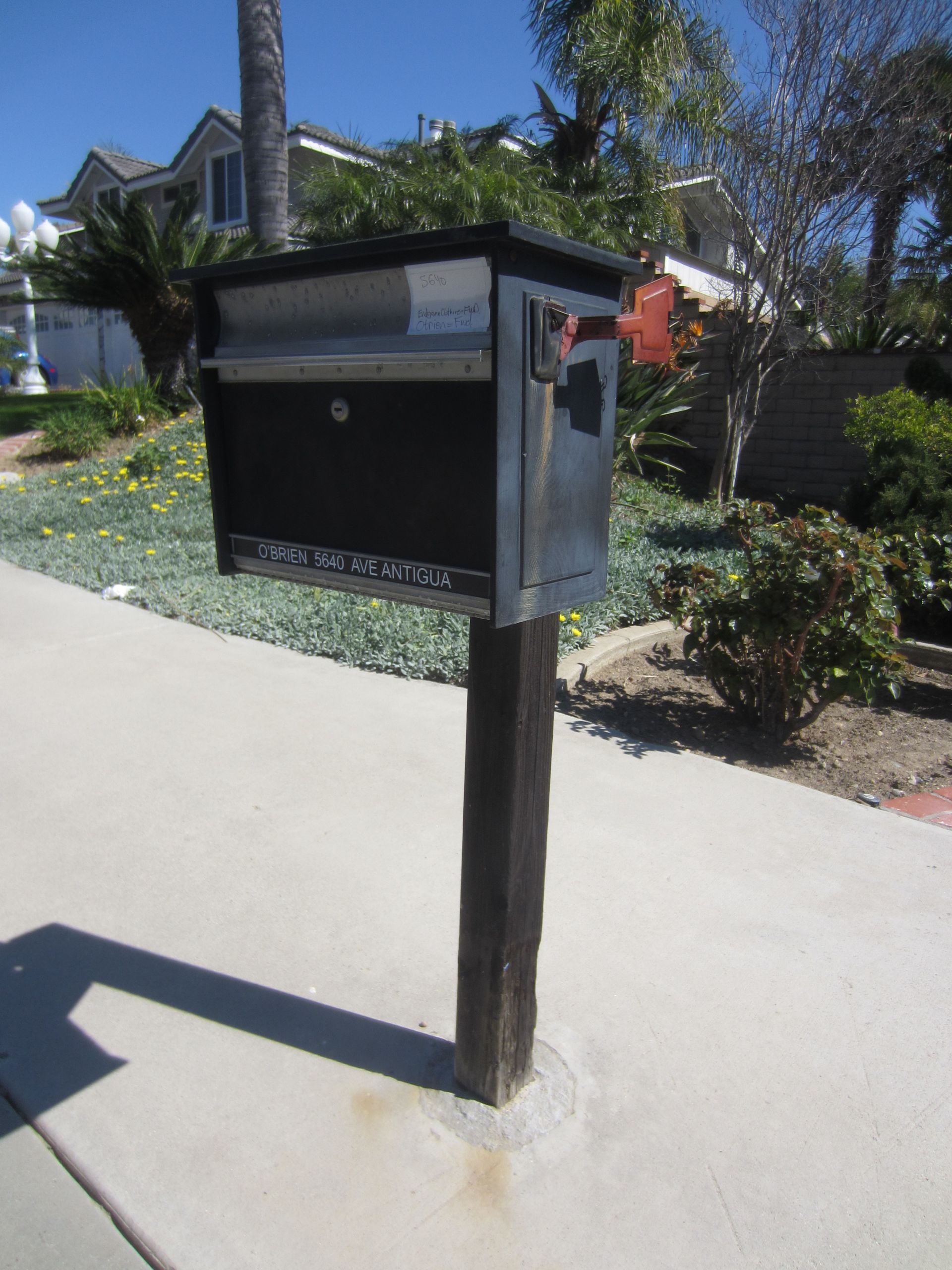 DIY Mailbox Post
 Mailbox Ideas DIY Inspired