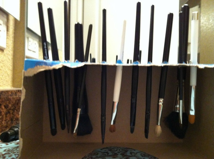 DIY Makeup Brush Drying Rack
 1000 images about Makeup Brush Drying on Pinterest