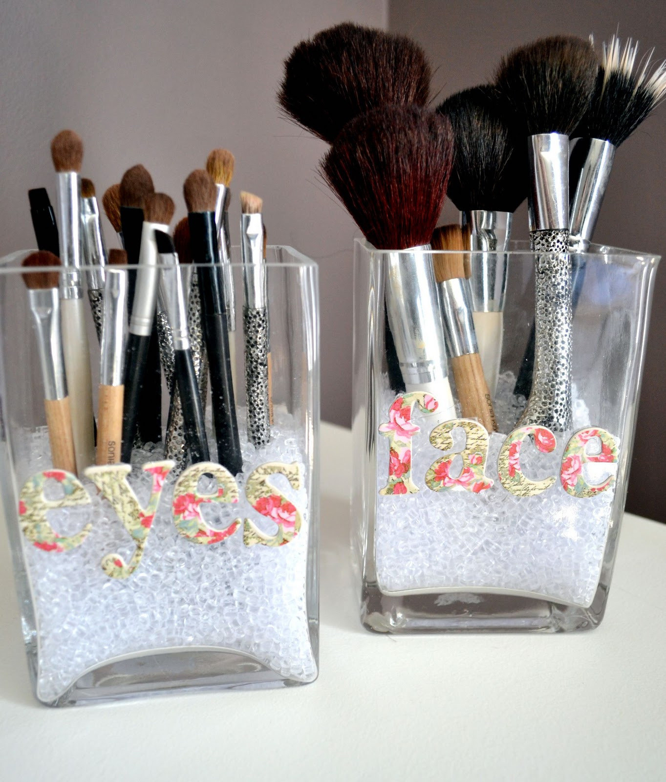 DIY Makeup Brush Organizer
 20 fun and easy makeup brush storage ideas The Indian