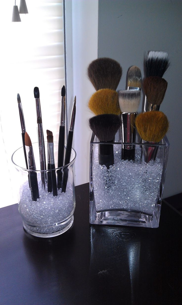 DIY Makeup Brush Organizer
 Diy makeup brush holder Crafts DIY Ideas