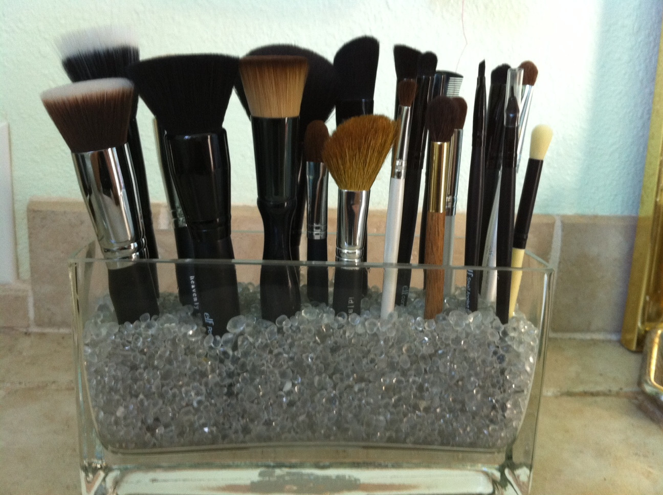 DIY Makeup Brush Organizer
 Diy Makeup Brushes Holder