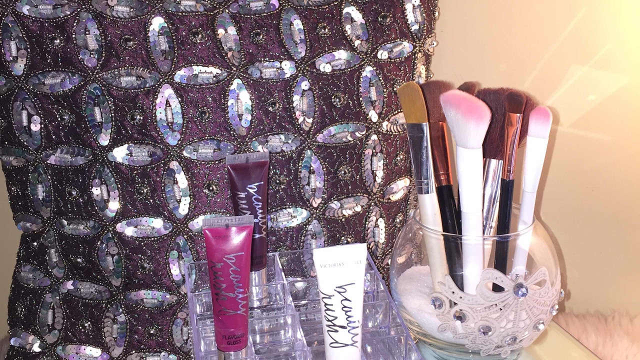 DIY Makeup Organizer Dollar Tree
 DIY Glam Mirrored Makeup Organizer