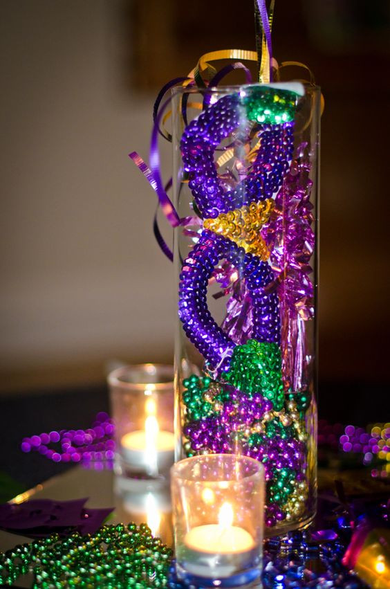 DIY Mardi Gras Decorations
 25 DIY Mardi Gras Decorations which are warm & festive