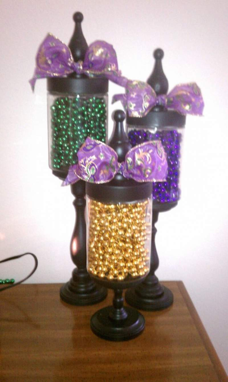 DIY Mardi Gras Decorations
 25 DIY Mardi Gras Decorations which are warm & festive