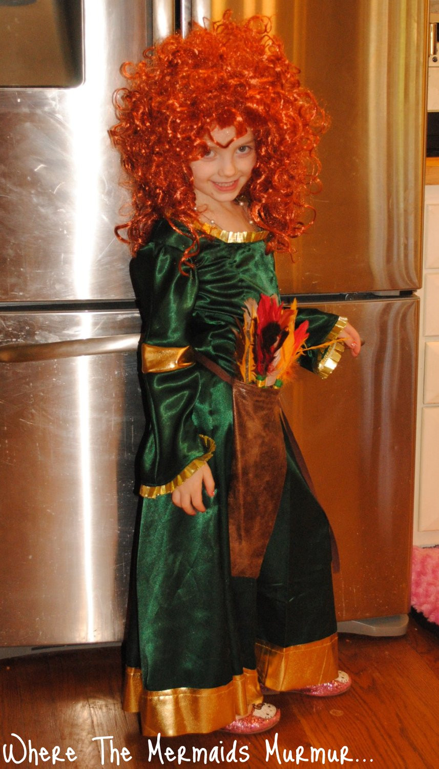 DIY Merida Costume
 Where The Mermaids Murmur DIY Merida Brave Costume Part 2