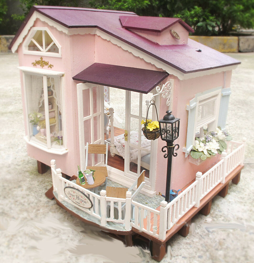DIY Miniature Dollhouse Kit
 Dollhouse Miniature DIY Kit w Light Italy HoneyMoon