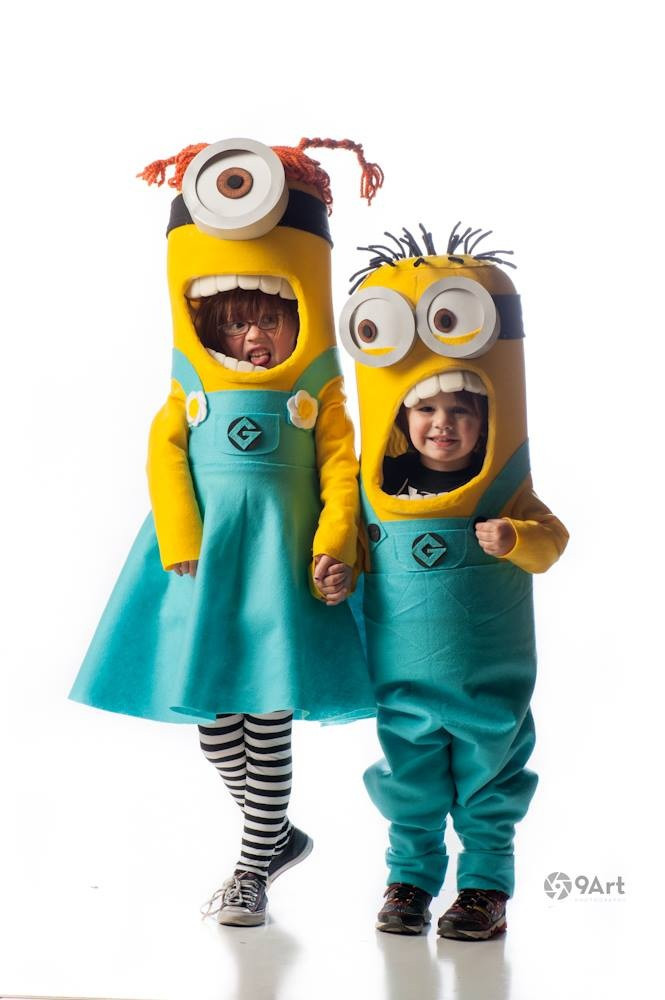 DIY Minion Costume Without Overalls
 Craftaholics Anonymous