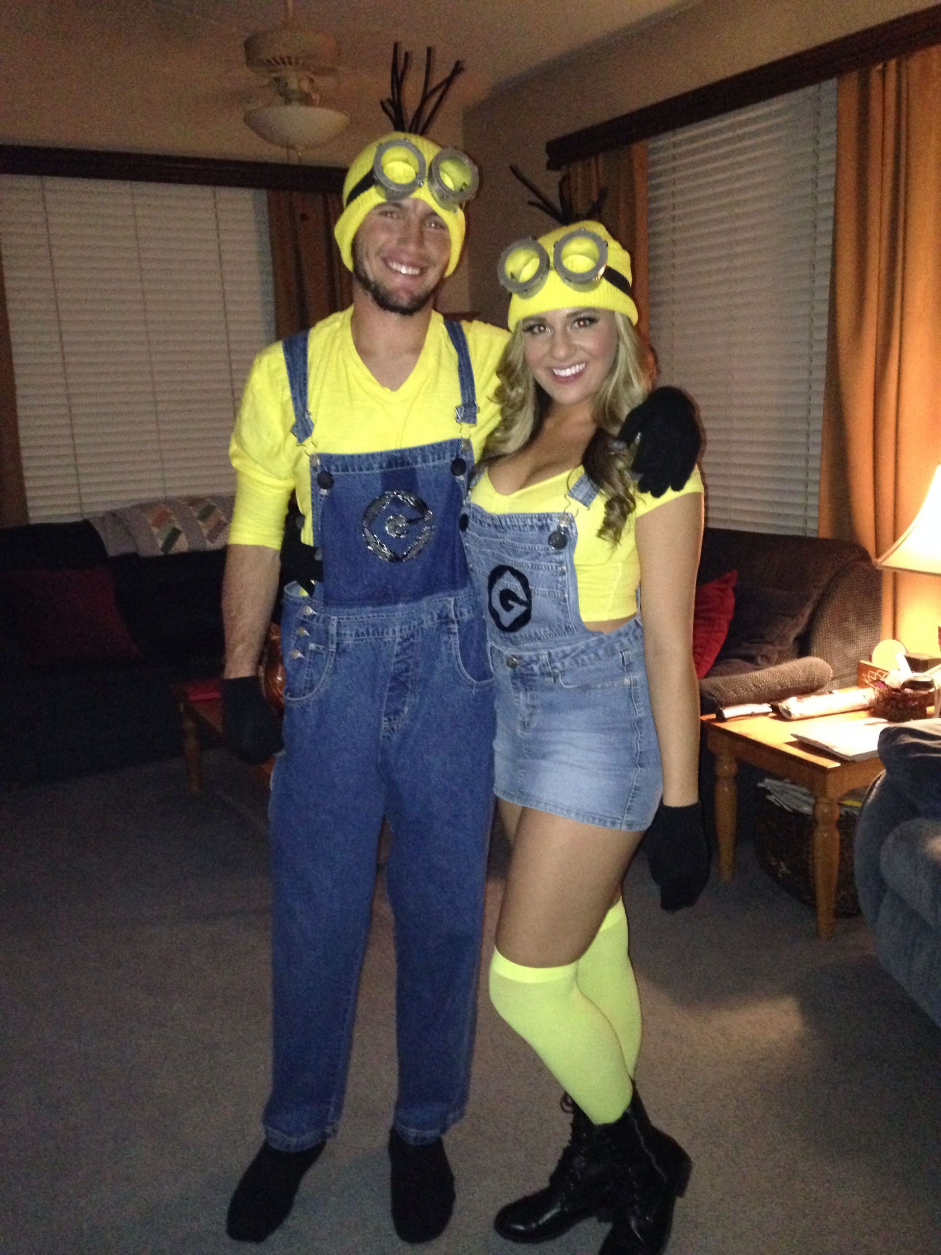 DIY Minion Costumes For Adults
 Homemade couples halloween costume Minions