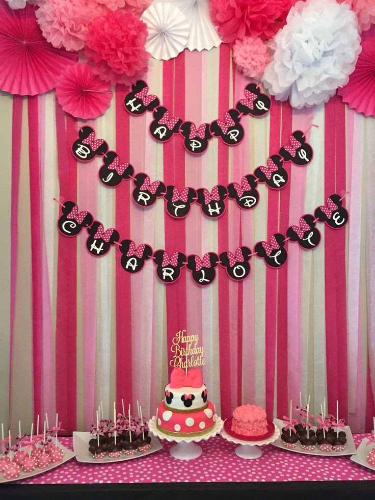 DIY Minnie Mouse Party Decorations
 Minnie Mouse first birthday party dessert table and