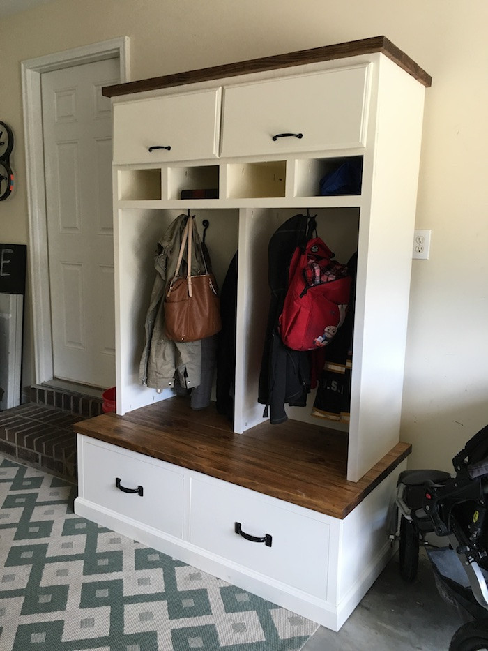 DIY Mudroom Plans
 Mudroom Lockers with Bench Free DIY Plans 