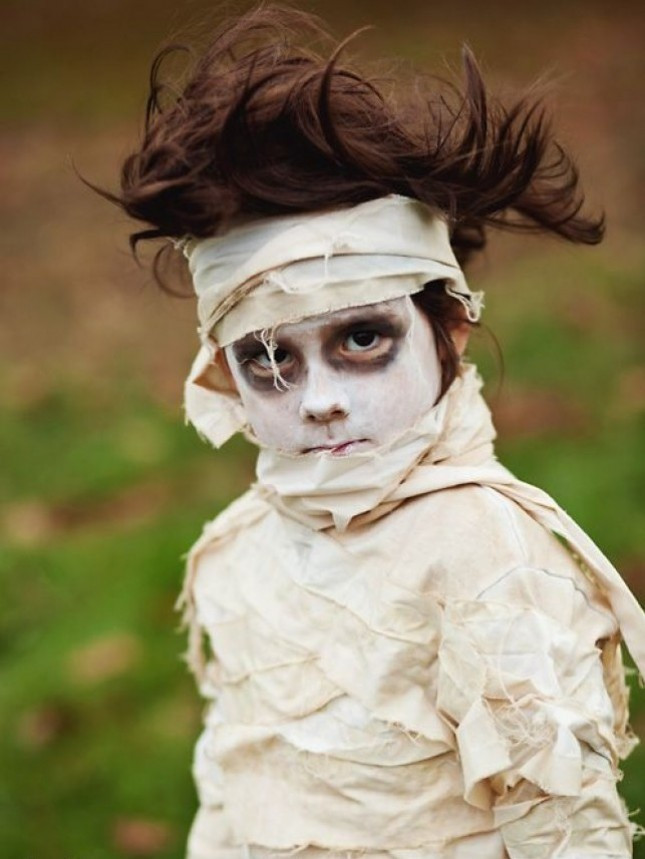 DIY Mummy Costume
 25 DIY Halloween Costumes For Little Boys