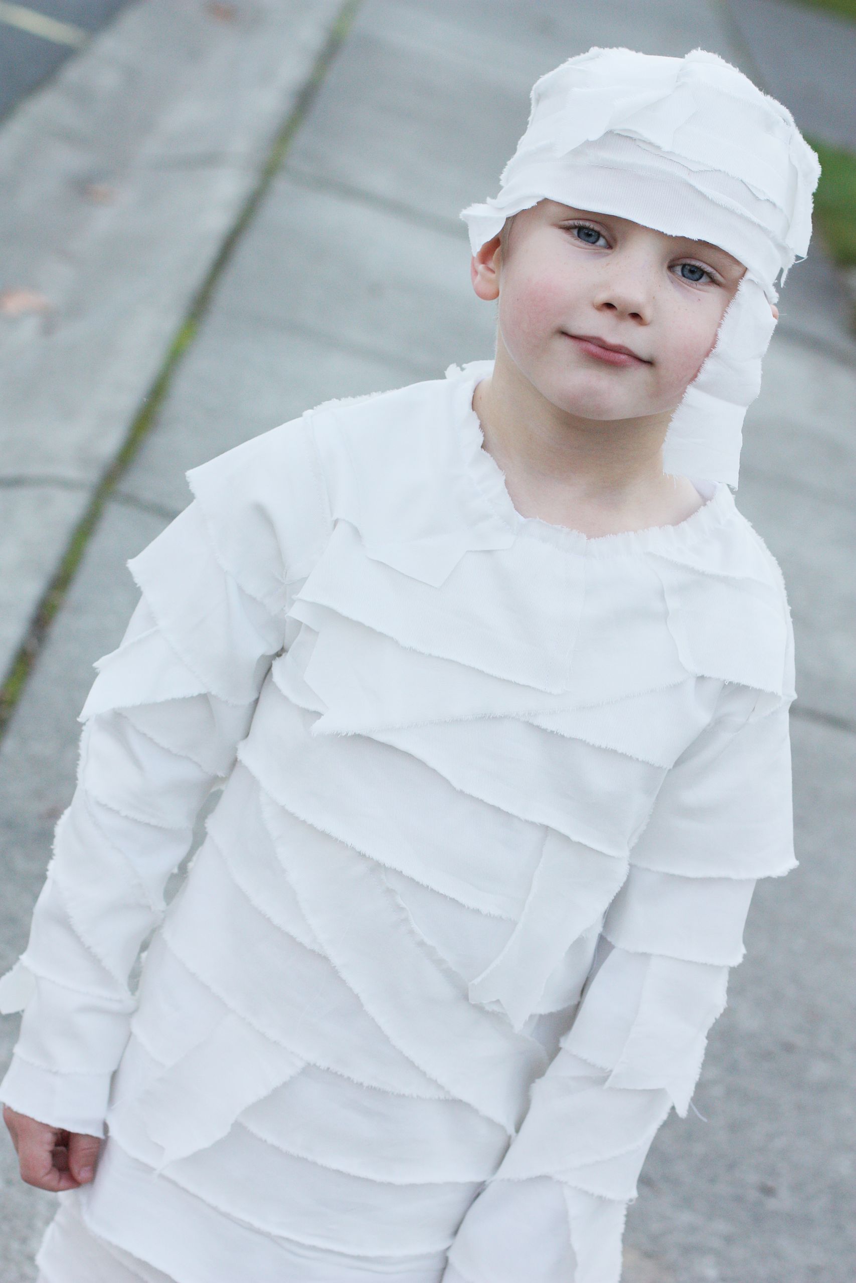 DIY Mummy Costume
 DIY Mummy Costume For Kids Sew Much Ado