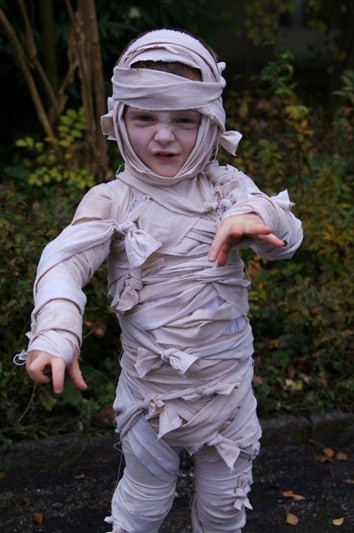 DIY Mummy Costume
 Cute Toddler Costumes That You Can Make Yourself Tulamama