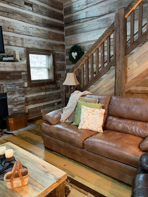 DIY Network Barnwood Builders
 NEW Barnwood Ridge Built & featured on DIY & Discovery