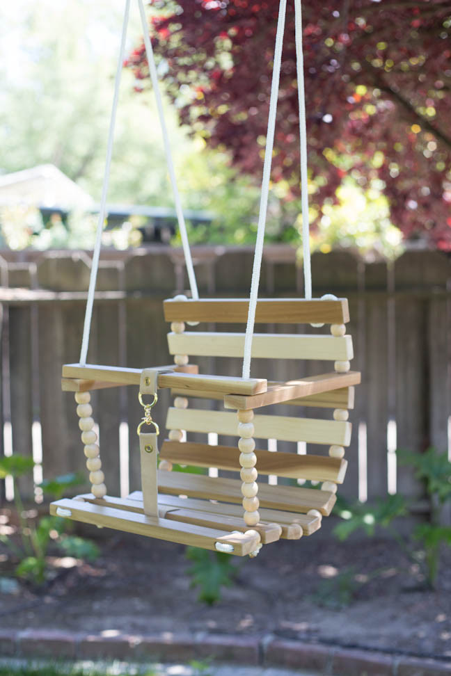 DIY Outdoor Baby Swing
 DIY Tree Swing for Baby