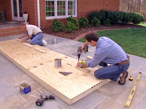 DIY Outdoor Cabinets
 Outdoor Kitchen DIY Projects & Ideas