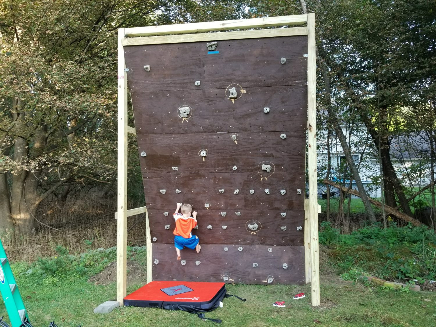 DIY Outdoor Climbing Wall
 Tutorial How I Built My Woody – DIY Outdoor Rock Climbing