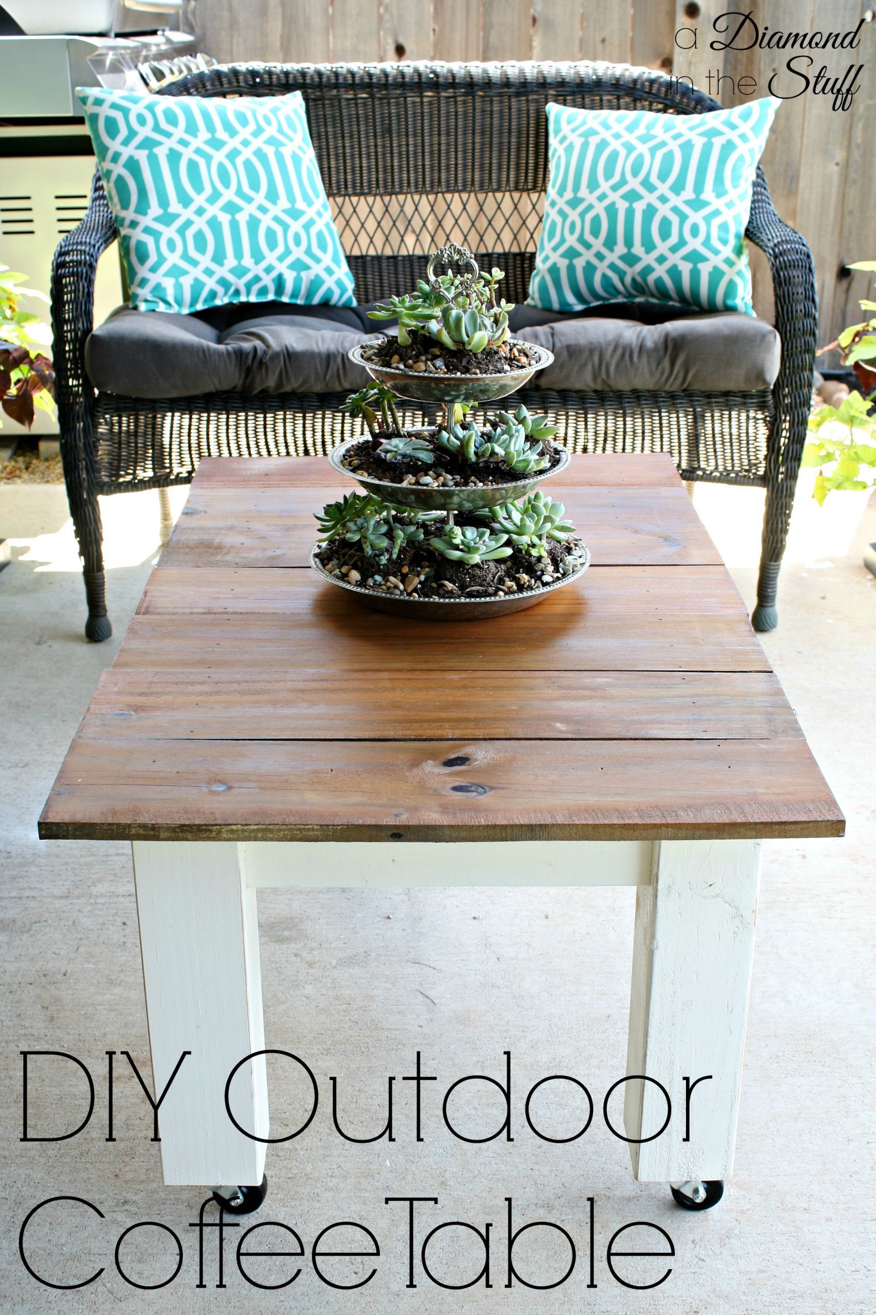 DIY Outdoor Coffee Table
 DIY Outdoor Coffee Table – A Diamond in the Stuff