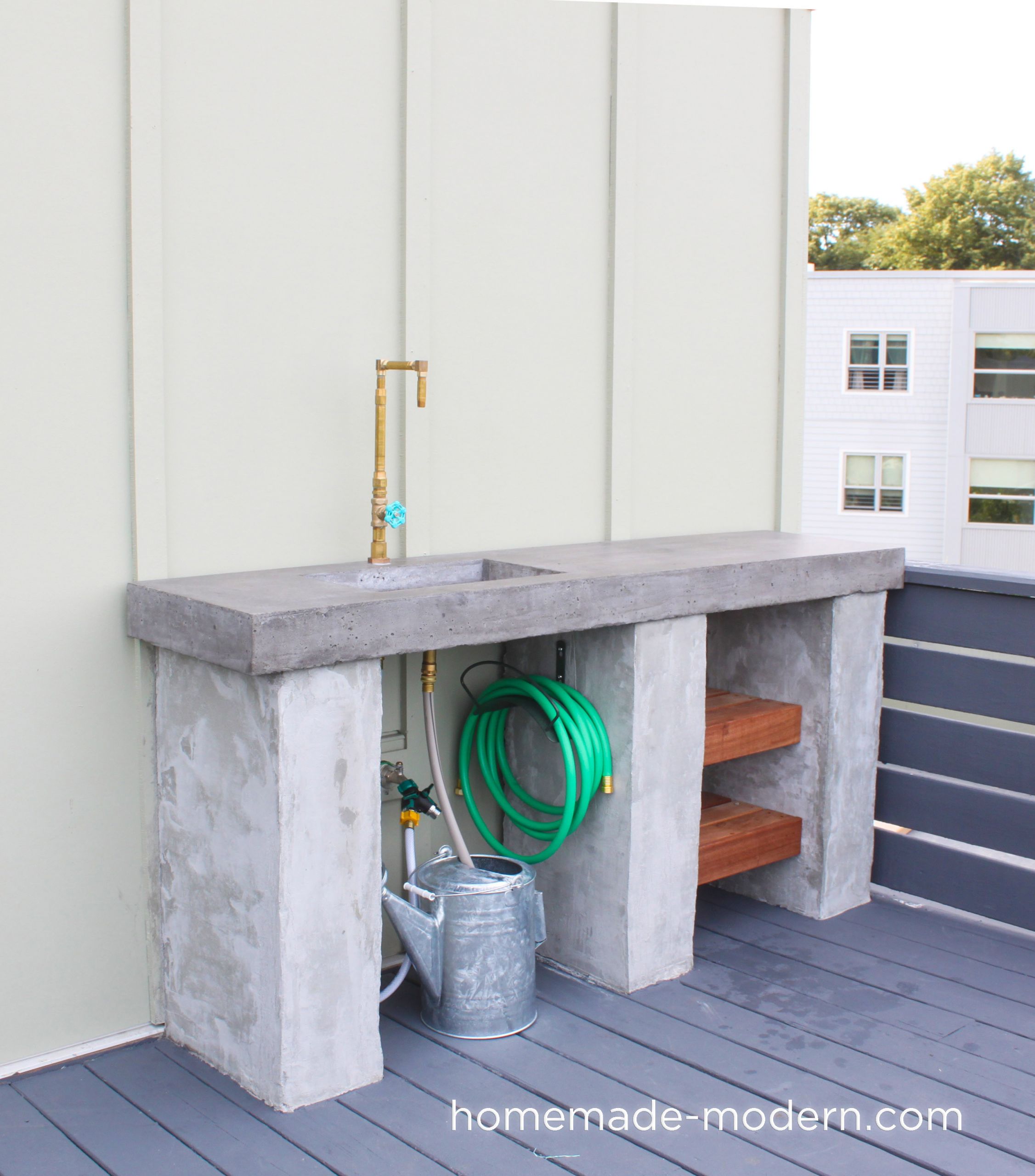 DIY Outdoor Concrete Countertop
 HomeMade Modern EP96 DIY Outdoor Kitchen with Concrete