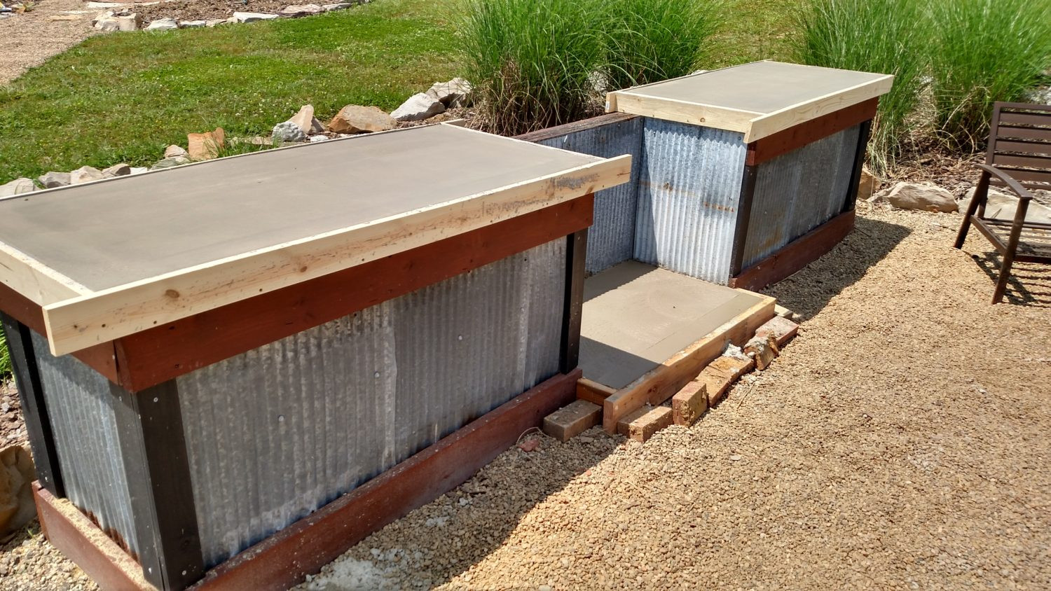 DIY Outdoor Concrete Countertop
 Creating An Inexpensive Outdoor Kitchen With Concrete