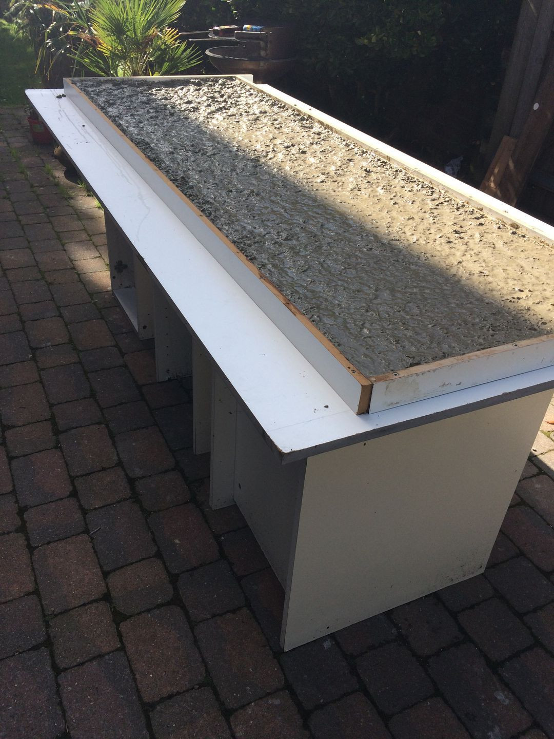 DIY Outdoor Concrete Countertops
 The Problem With Concrete Countertops That No e Talks About