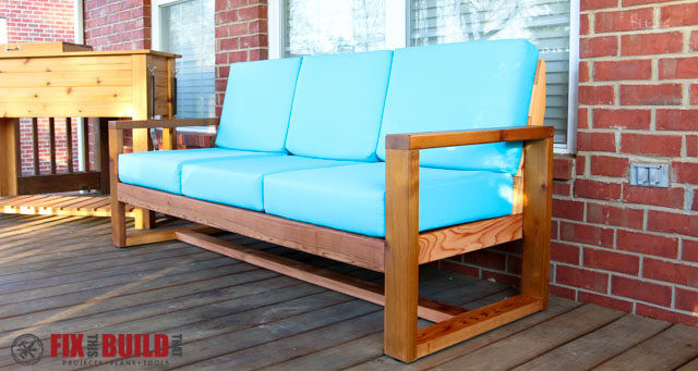 DIY Outdoor Couch
 How to Build a DIY Modern Outdoor Sofa