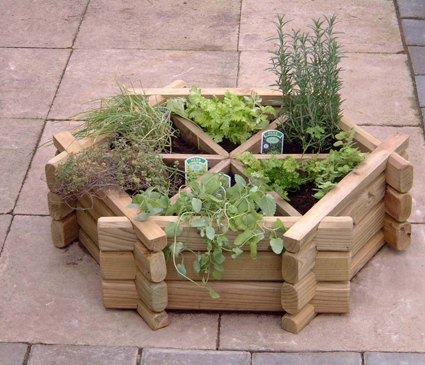 DIY Outdoor Herb Garden
 8 Interesting DIY Herb Gardens YourAmazingPlaces