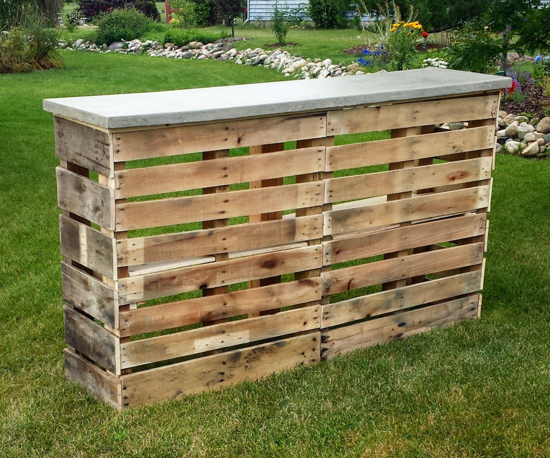 DIY Outdoor Pallet Bar
 Diy Pallet Bar Ideas And Projects