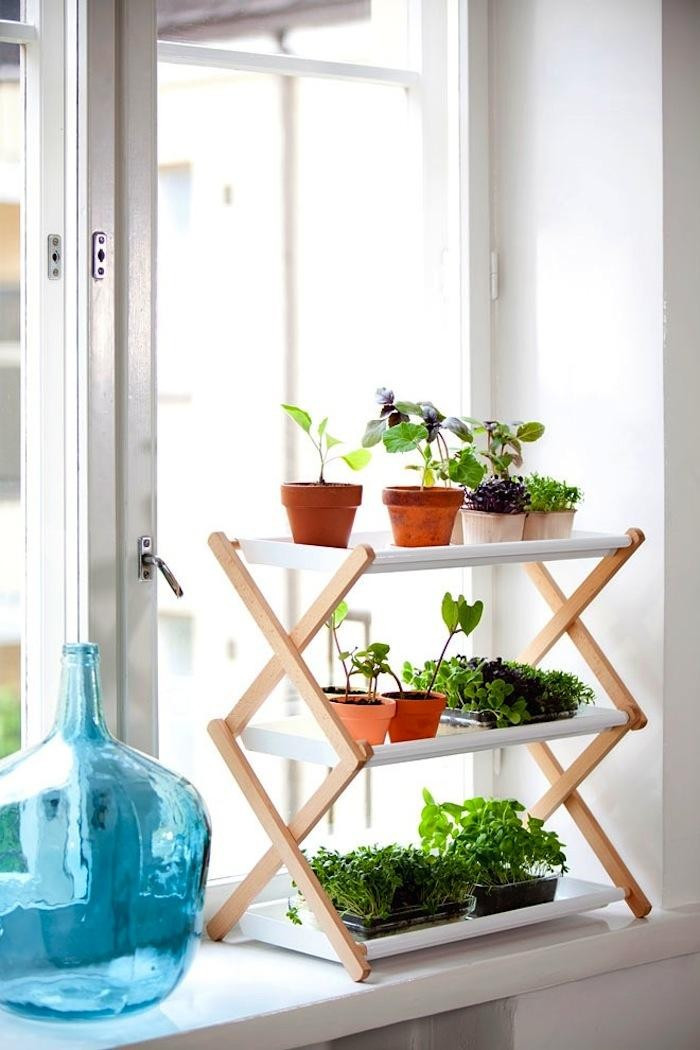 DIY Outdoor Plant Stand
 23 DIY Plant Stands That Hold The Product of Your Green Thumb