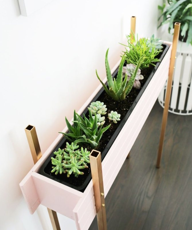 DIY Outdoor Plant Stands
 36 DIY Plant Stand Ideas for Indoor and Outdoor Decoration