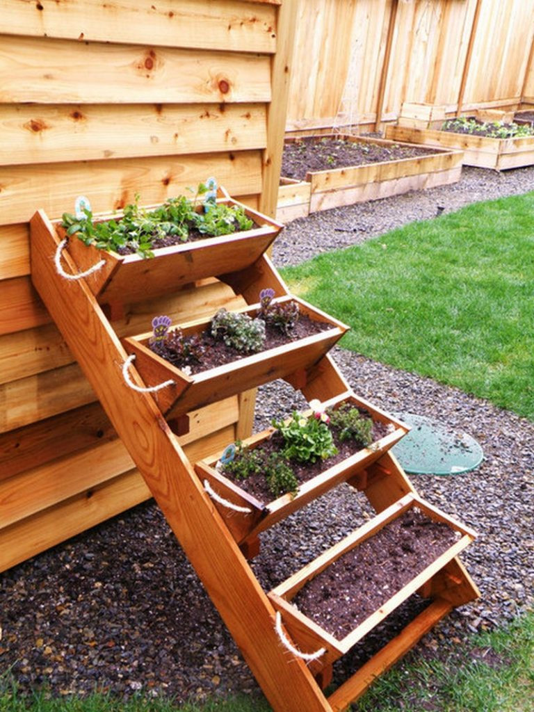 DIY Outdoor Planter Box
 Vertical Wooden Box Planter